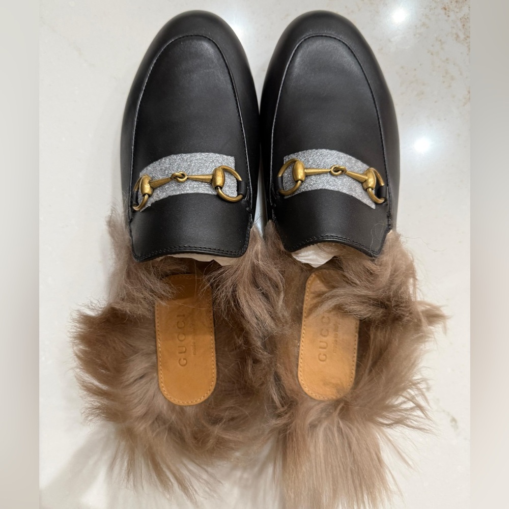 Gucci Princetown Black Leather Mules with Fur Lining 38